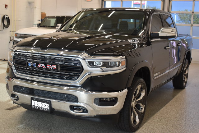 Used 2022 RAM 1500 Limited AWD/4WD image 9