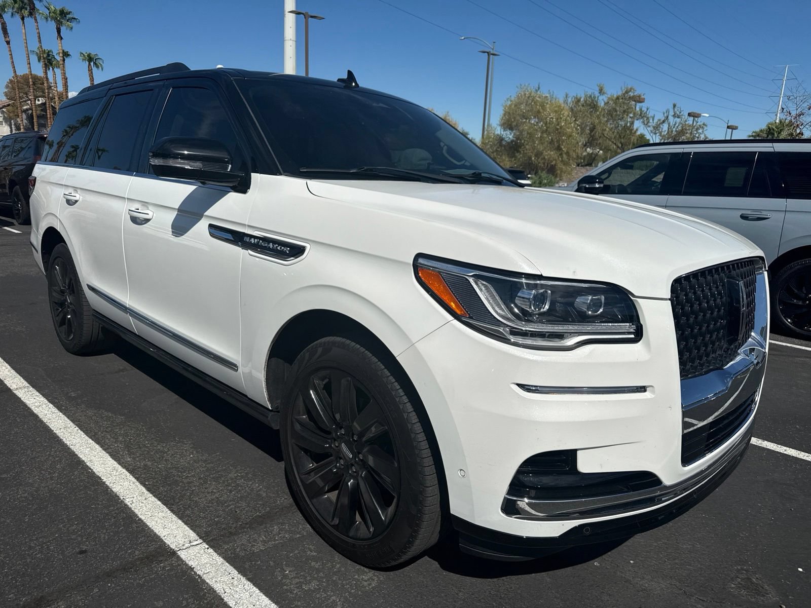 Used 2022 Lincoln Navigator Black Label AWD/4WD image 3