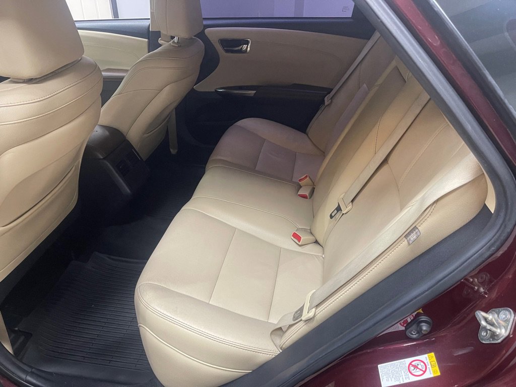 Used 2016 Toyota Avalon Touring image 24