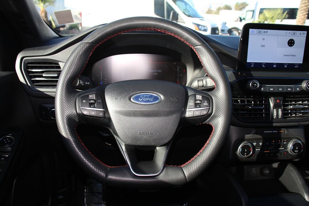 Certified 2023 Ford Escape ST-Line AWD/4WD image 16
