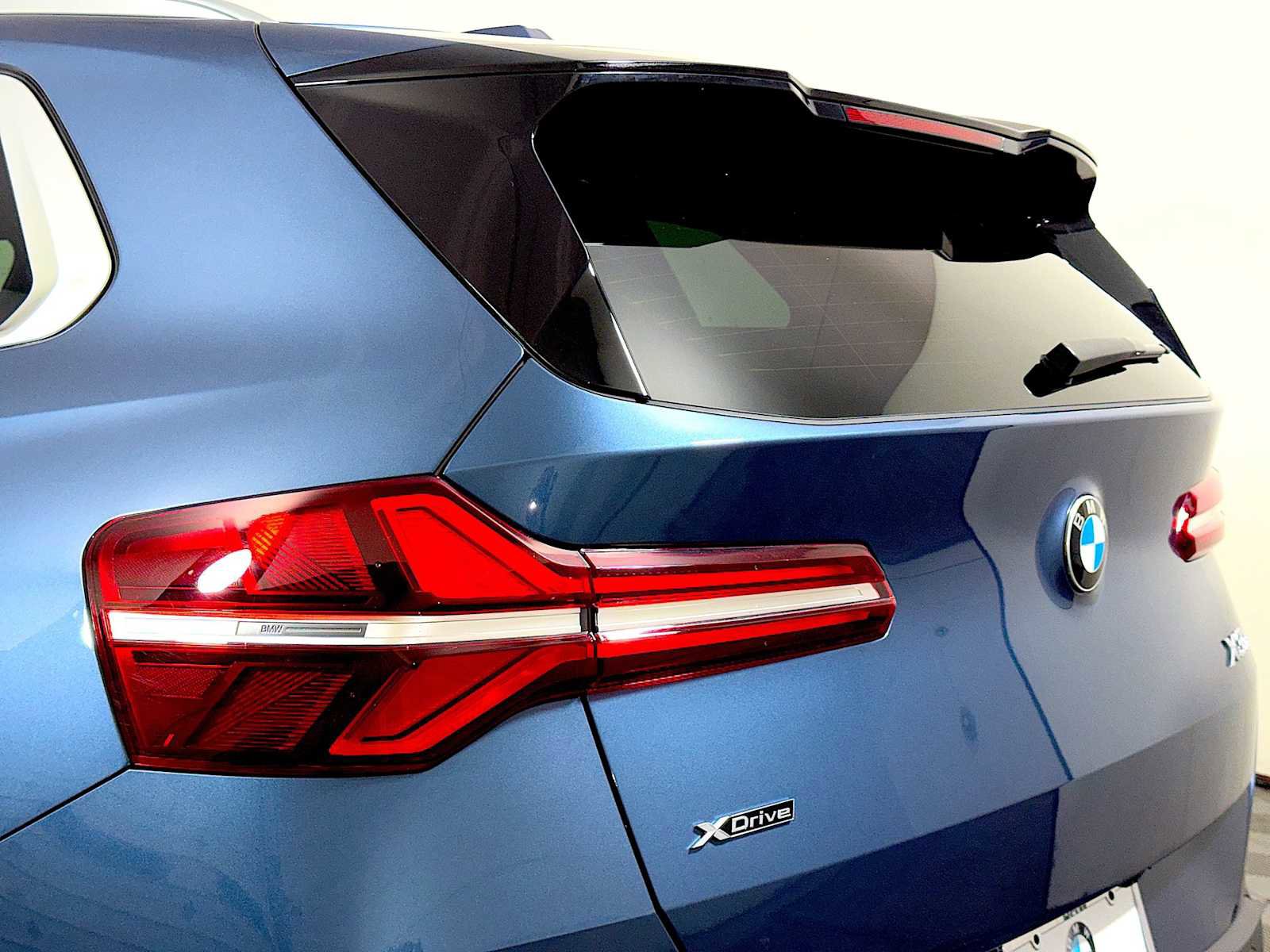 Certified 2025 BMW X3 xDrive30i w/ Convenience Package image 27