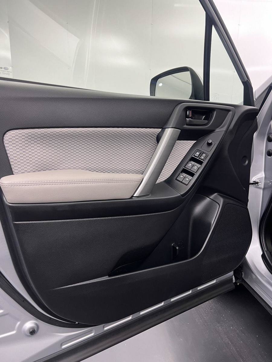 Used 2018 Subaru Forester 2.5i Premium AWD/4WD image 25