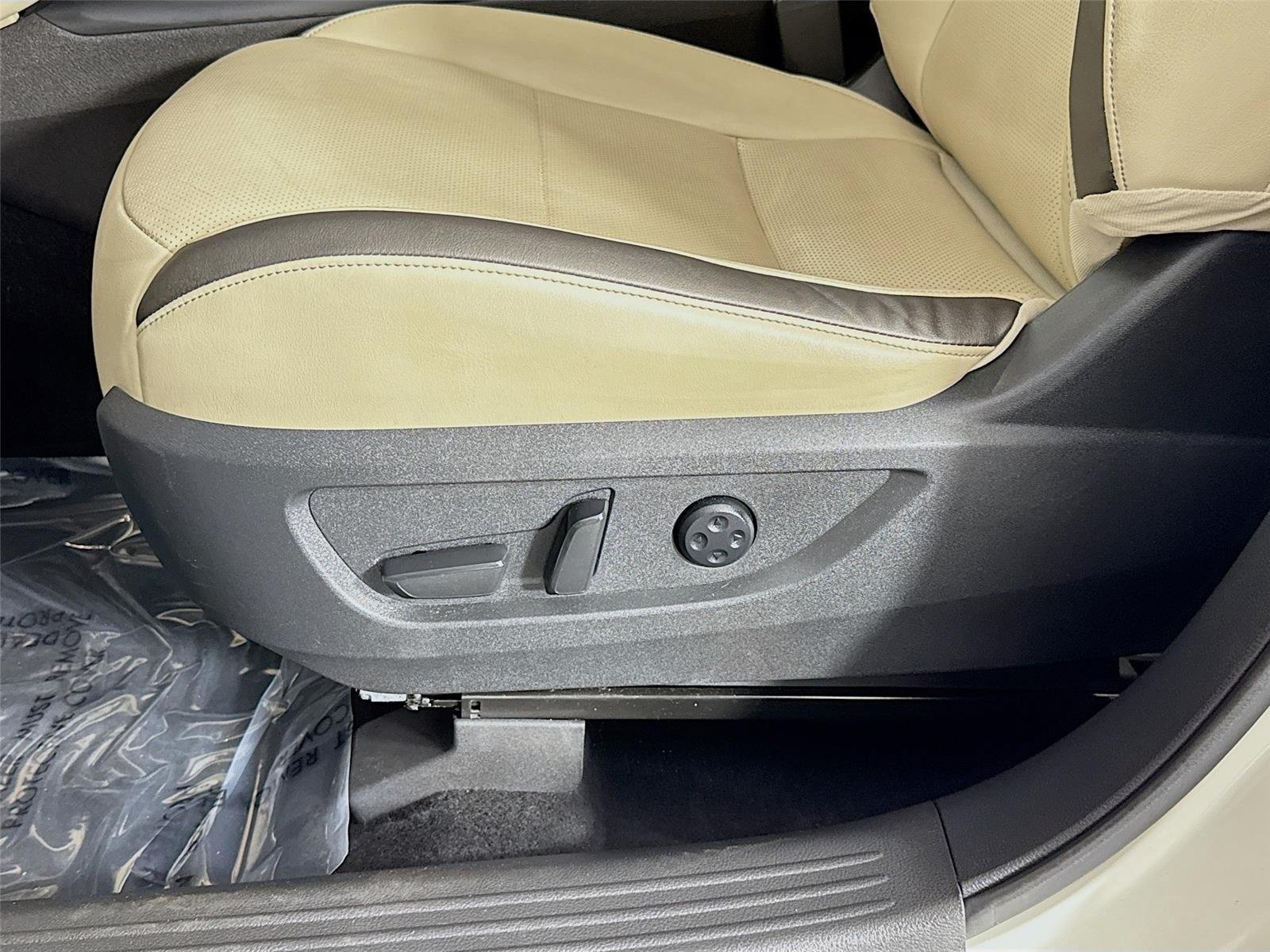 Used 2022 INFINITI QX50 Essential FWD image 22