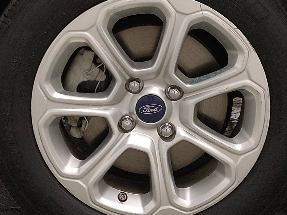 Used 2019 Ford EcoSport SE FWD image 31