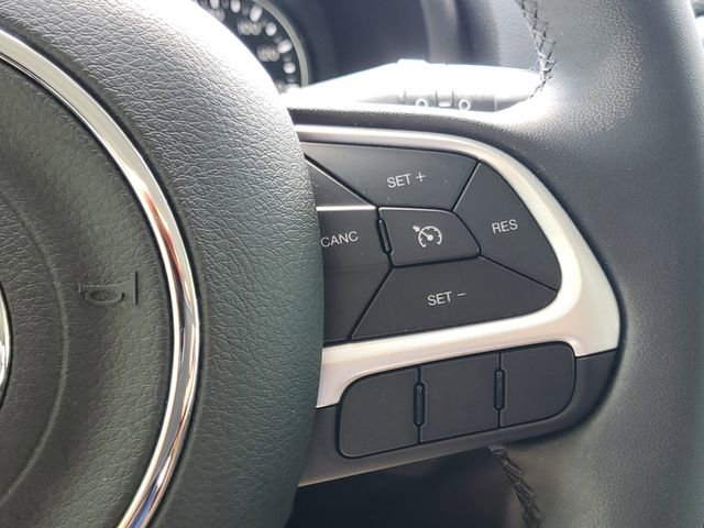 Used 2023 Jeep Renegade Altitude AWD/4WD image 22