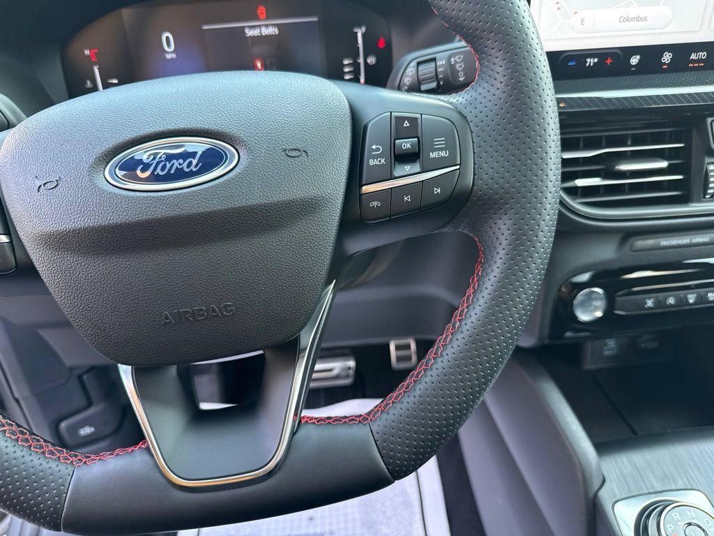 Used 2023 Ford Escape ST-Line w/ Tech Pack #1 AWD/4WD image 18
