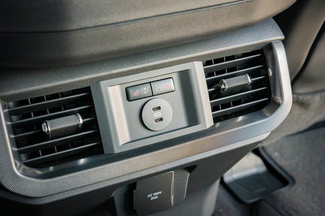 New 2025 Ford F150 Platinum image 34