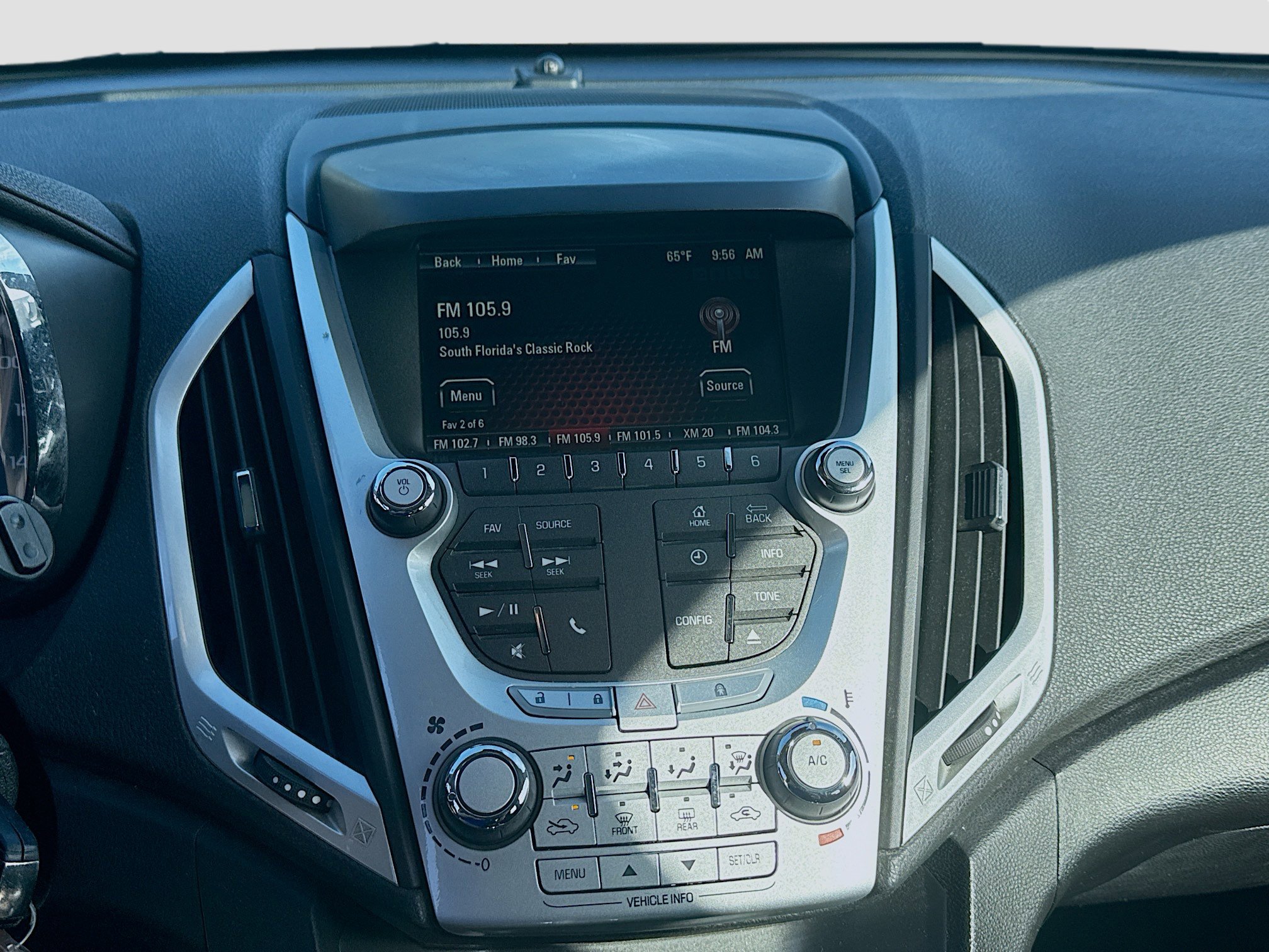 Used 2015 GMC Terrain SLE image 10