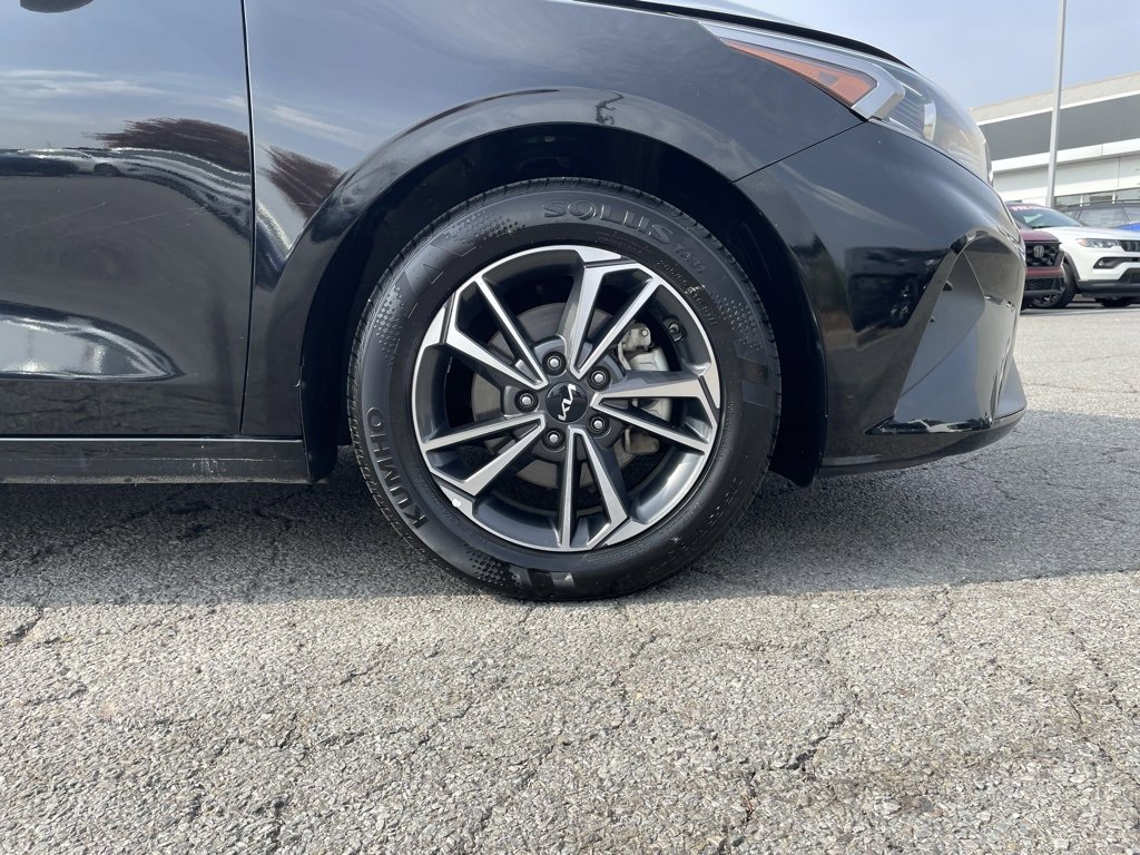 Used 2024 Kia Forte LXS image 30