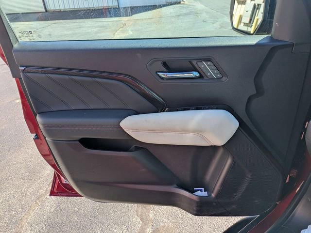 Used 2024 GMC Canyon AT4X image 11