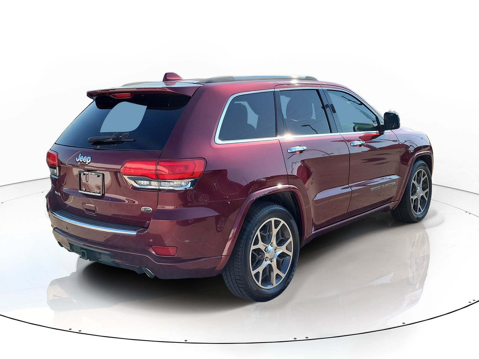 Used 2019 Jeep Grand Cherokee Overland AWD/4WD image 3