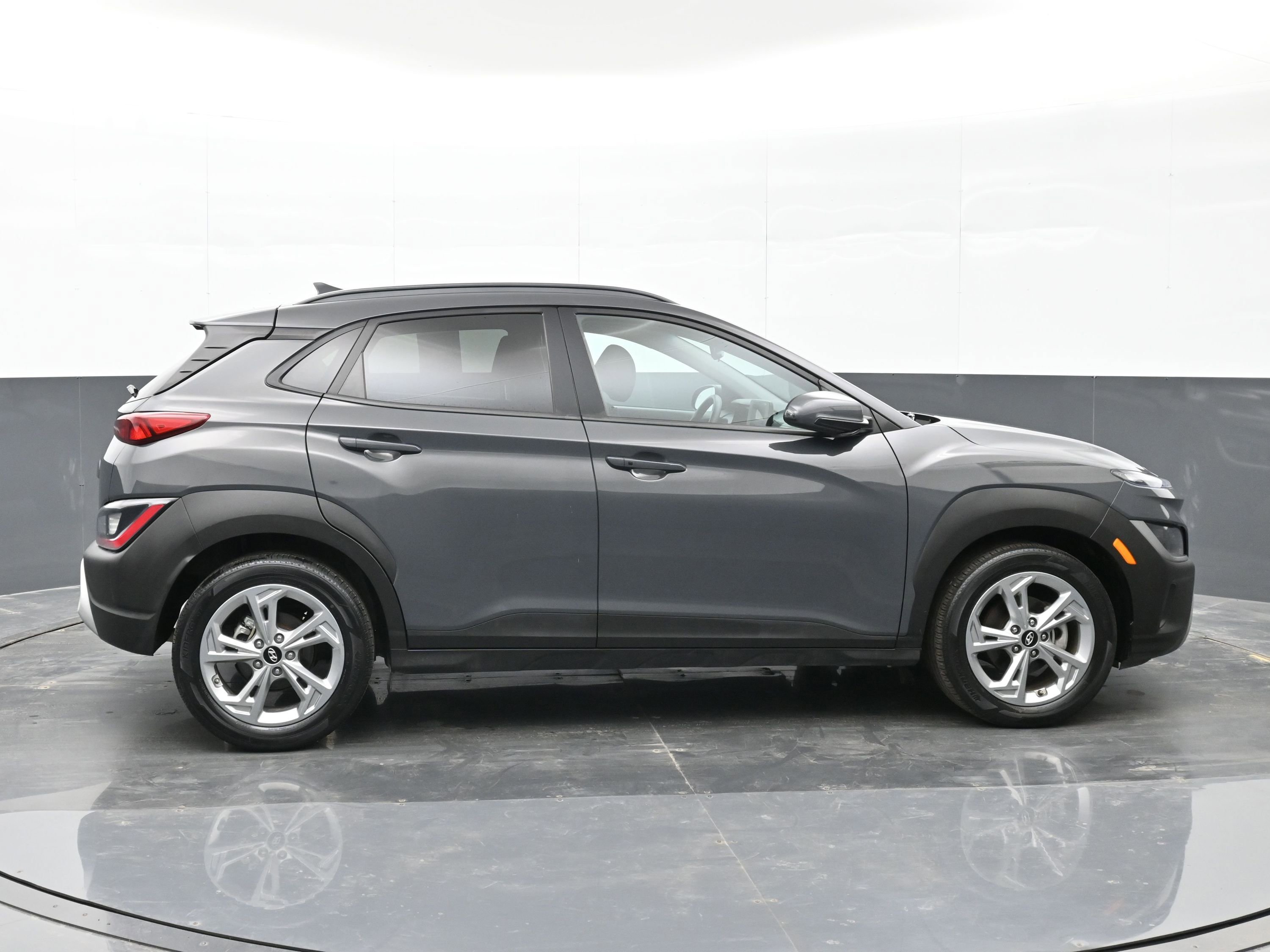 Certified 2023 Hyundai Kona SEL image 9