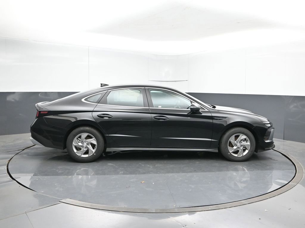 New 2026 Hyundai Sonata SE FWD image 6