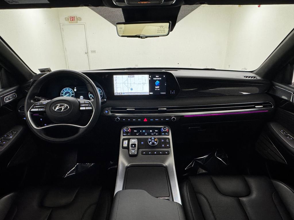 Used 2023 Hyundai Palisade Calligraphy image 18