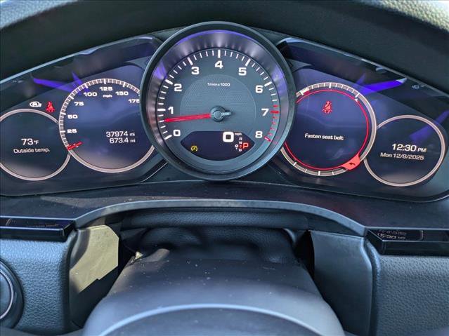 Used 2020 Porsche Cayenne image 11