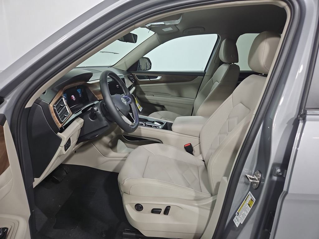 New 2026 Volkswagen Atlas SE image 9