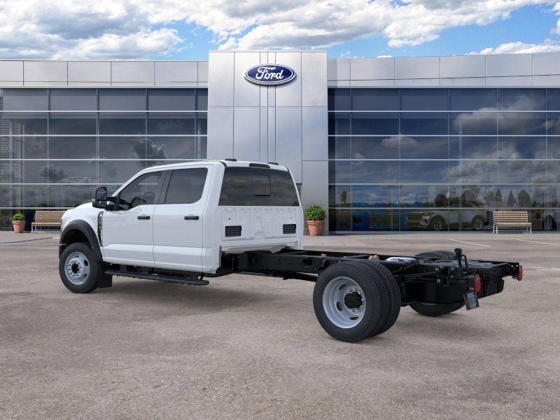 New 2026 Ford F550 4x4 Crew Cab image 4