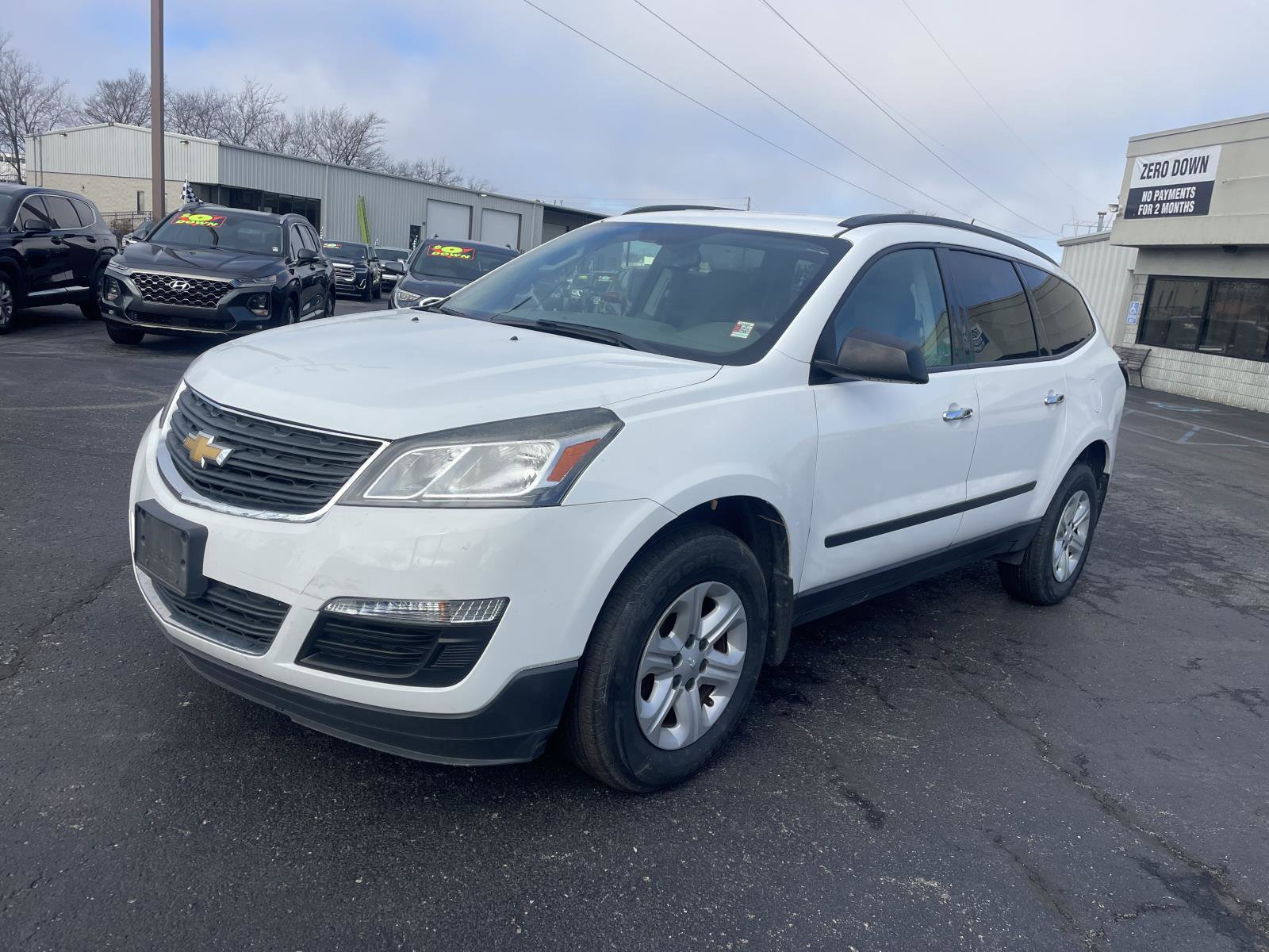 Used 2017 Chevrolet Traverse LS image 2