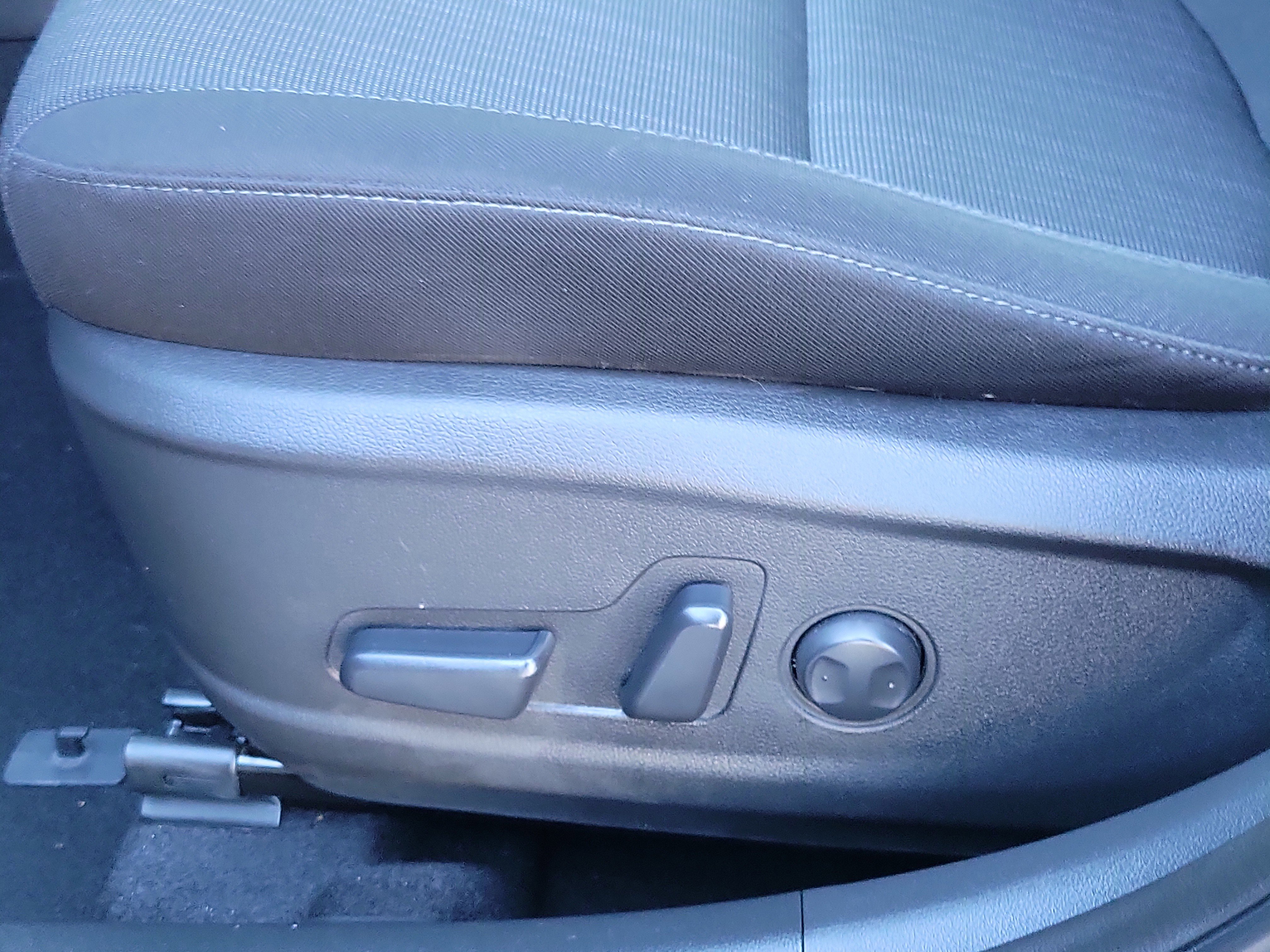 Certified 2023 Hyundai Kona SEL image 17