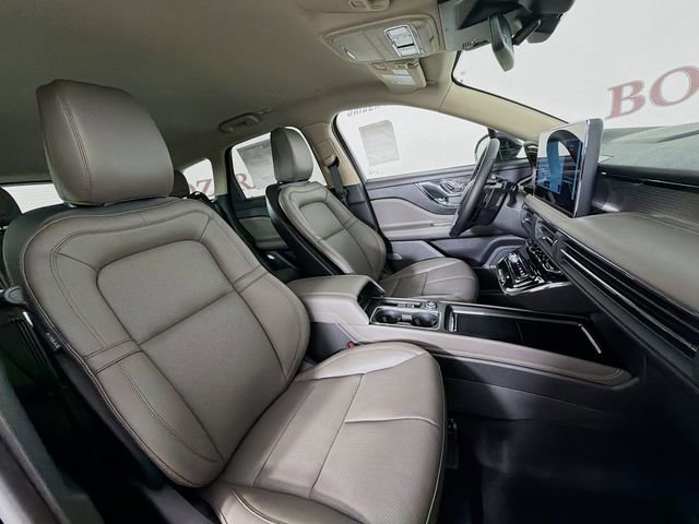 New 2026 Lincoln Corsair Premiere image 30