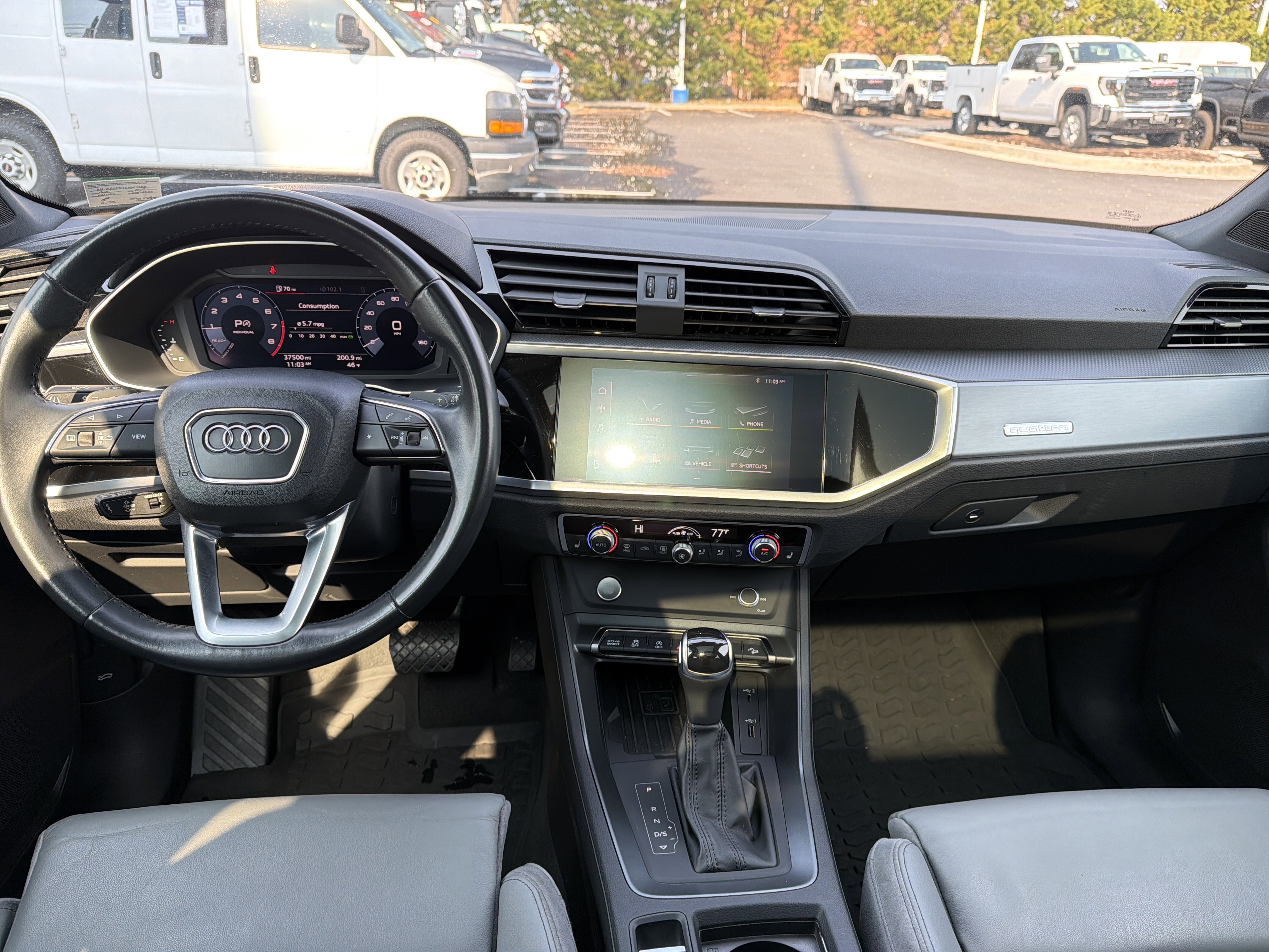 Used 2020 Audi Q3 2.0T Premium Plus w/ Premium Plus Package image 28