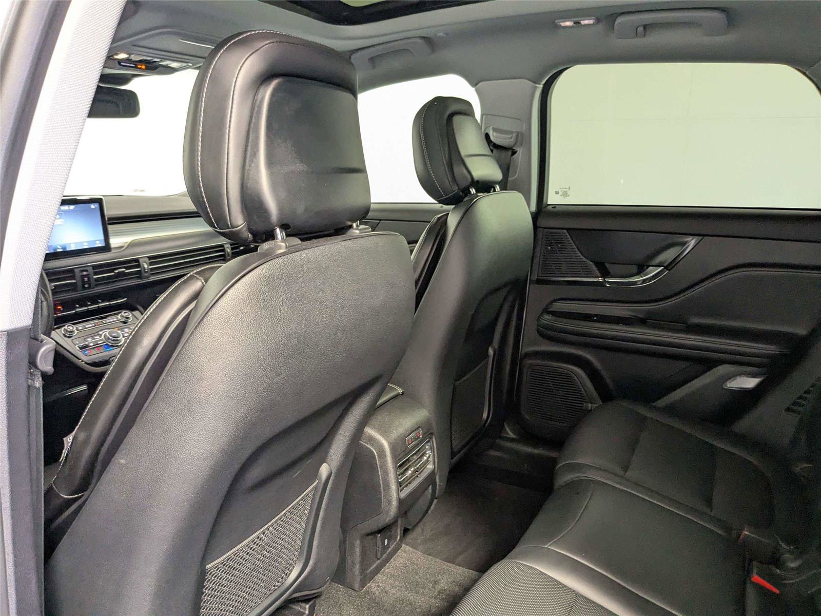 Used 2020 Lincoln Corsair FWD w/ Premium Package image 37
