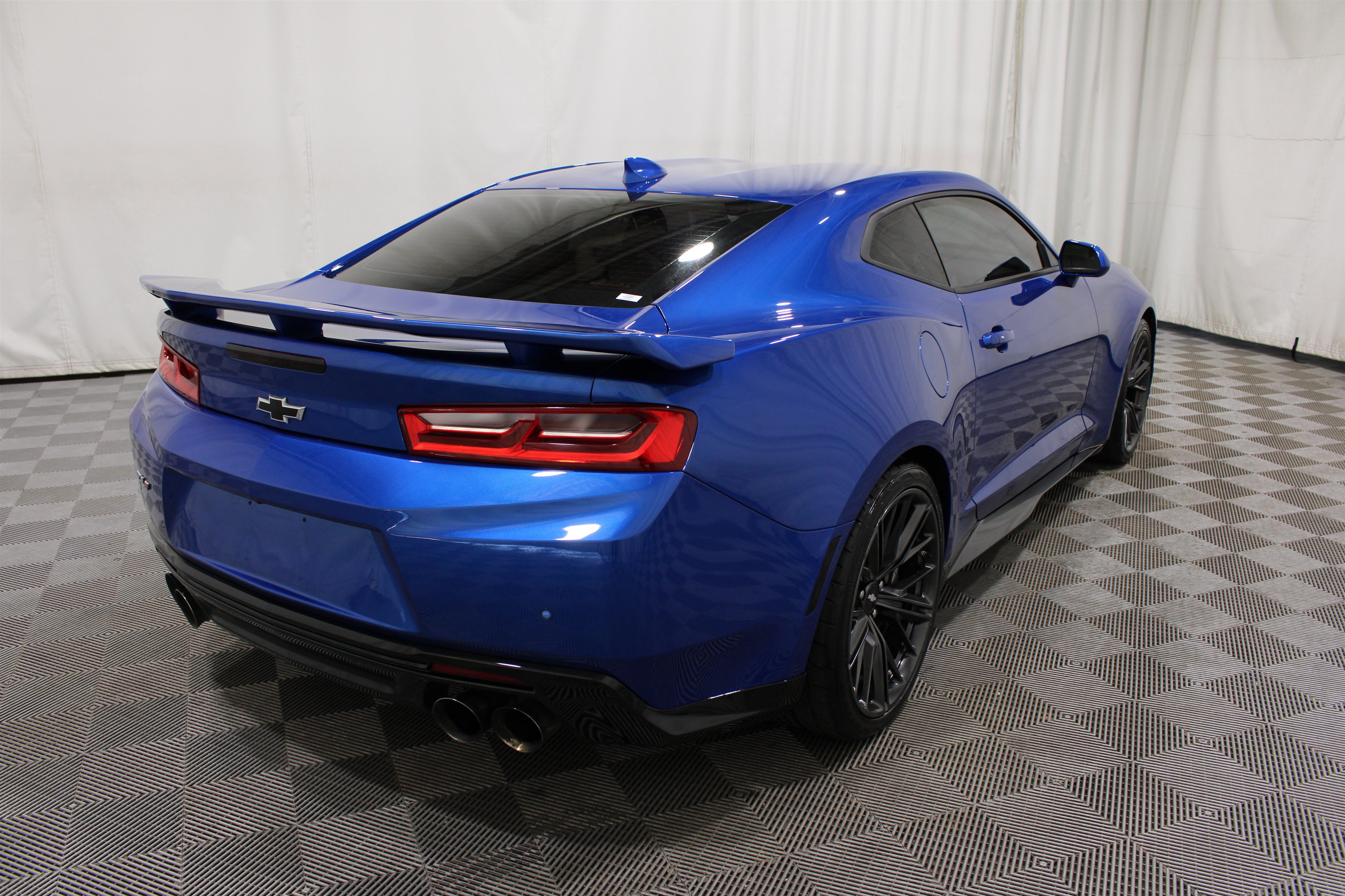 Used 2017 Chevrolet Camaro ZL1 RWD image 30
