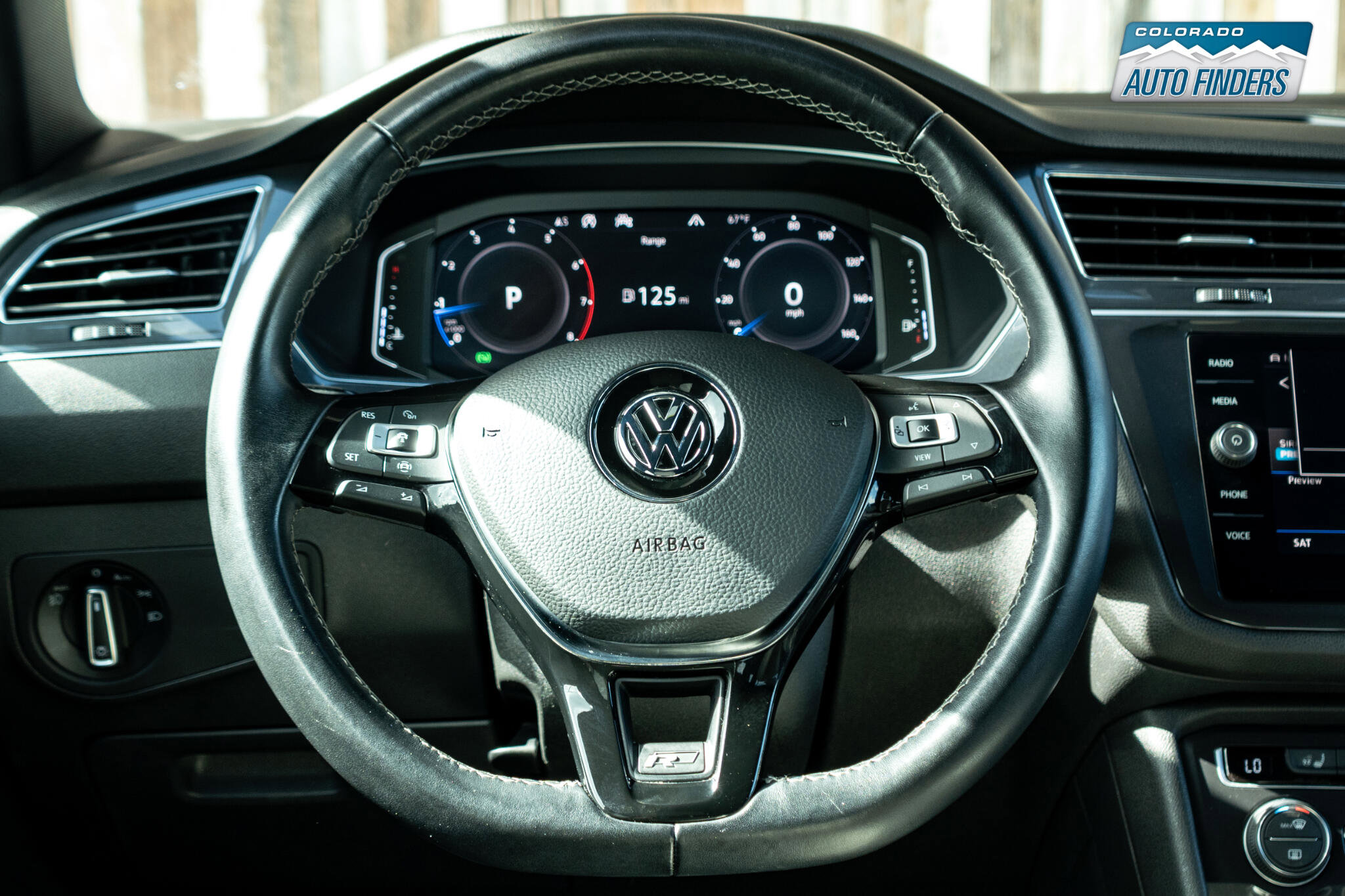 Used 2020 Volkswagen Tiguan SEL Premium R-Line image 13