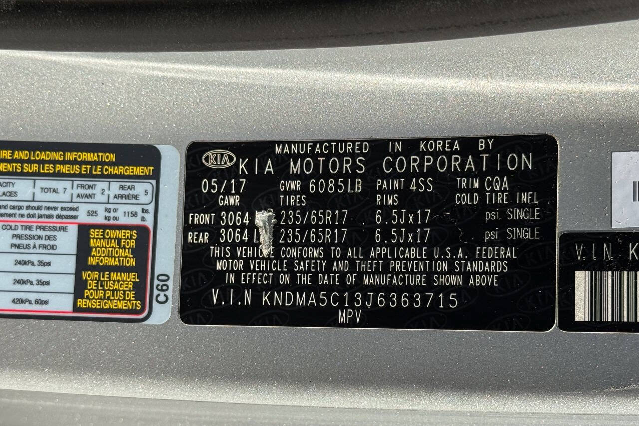 Used 2018 Kia Sedona L FWD image 20
