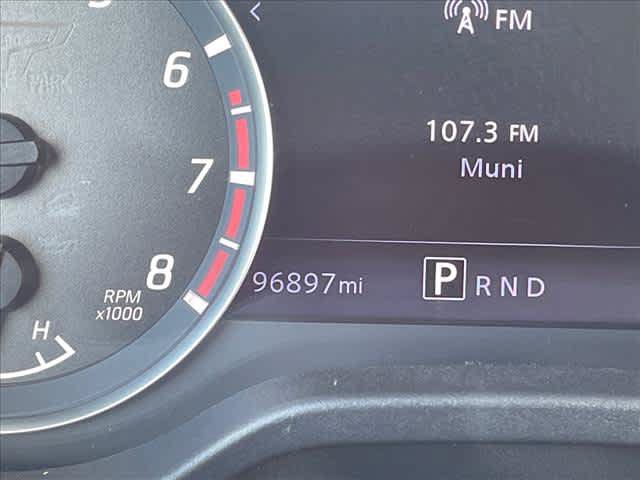 Used 2021 Nissan Titan SV w/ SV Convenience Package RWD image 20