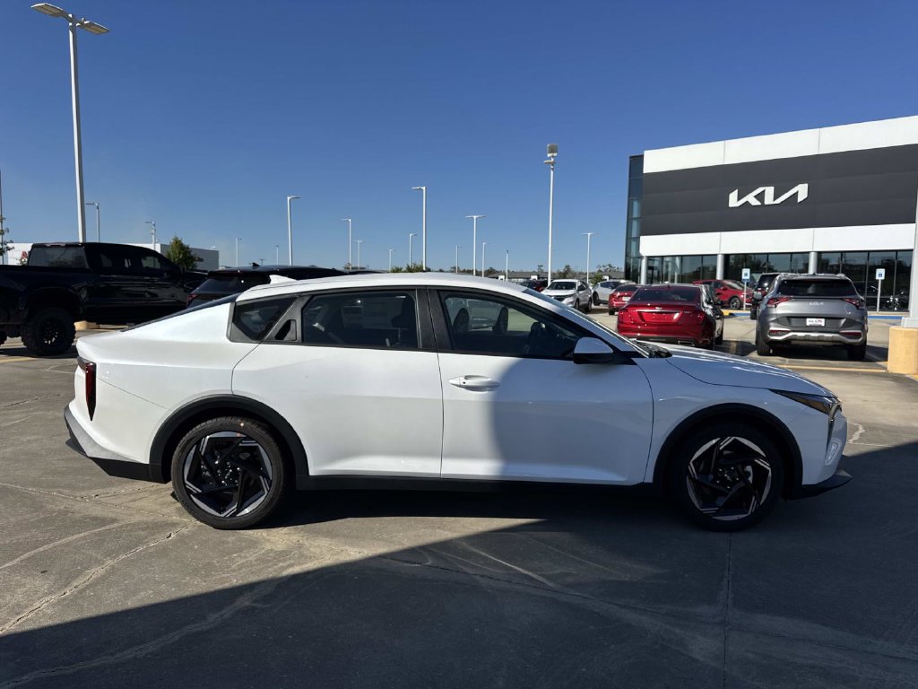 New 2026 Kia K4 GT-Line Turbo FWD image 8