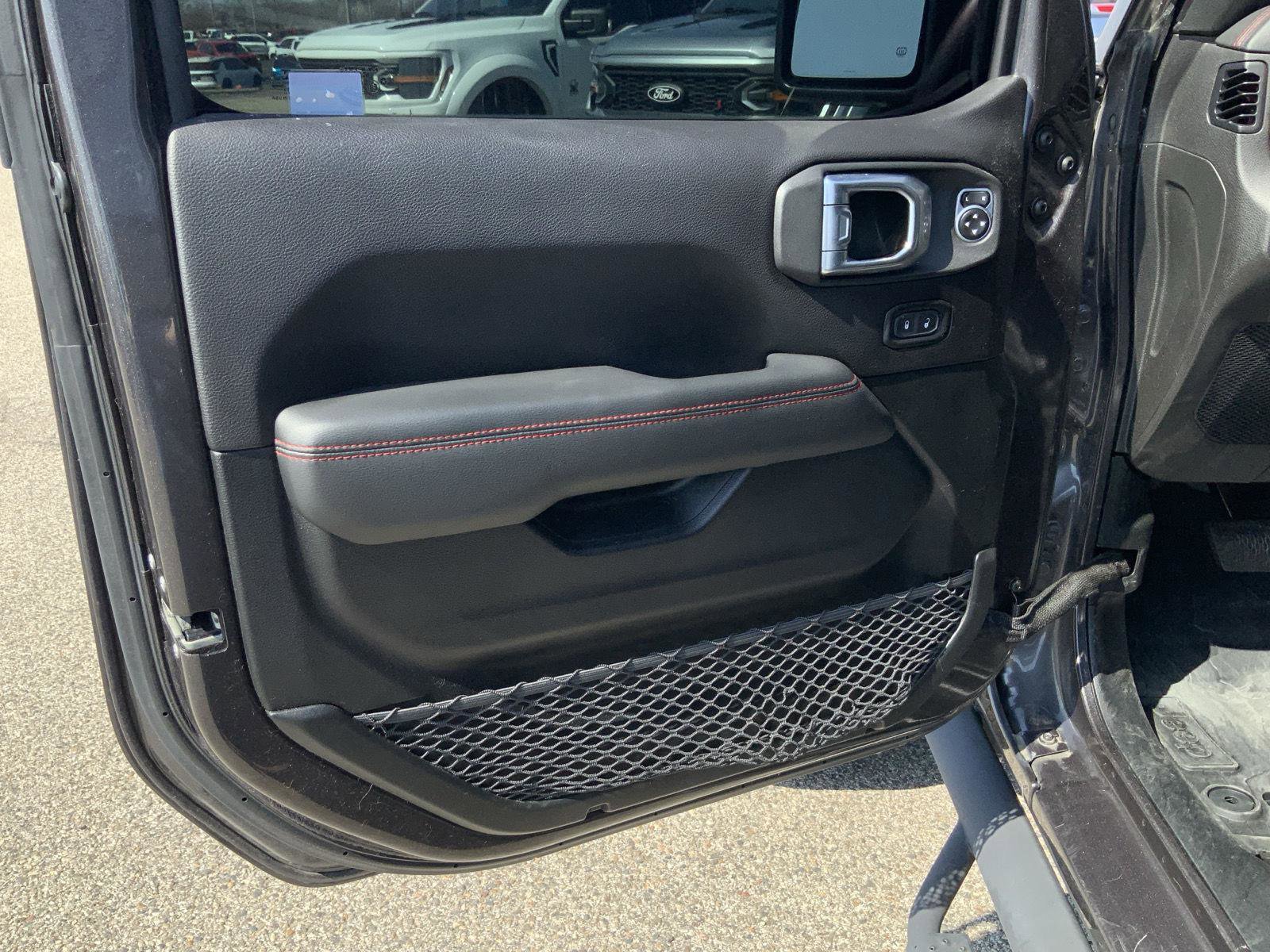 Used 2019 Jeep Wrangler Unlimited Rubicon image 21