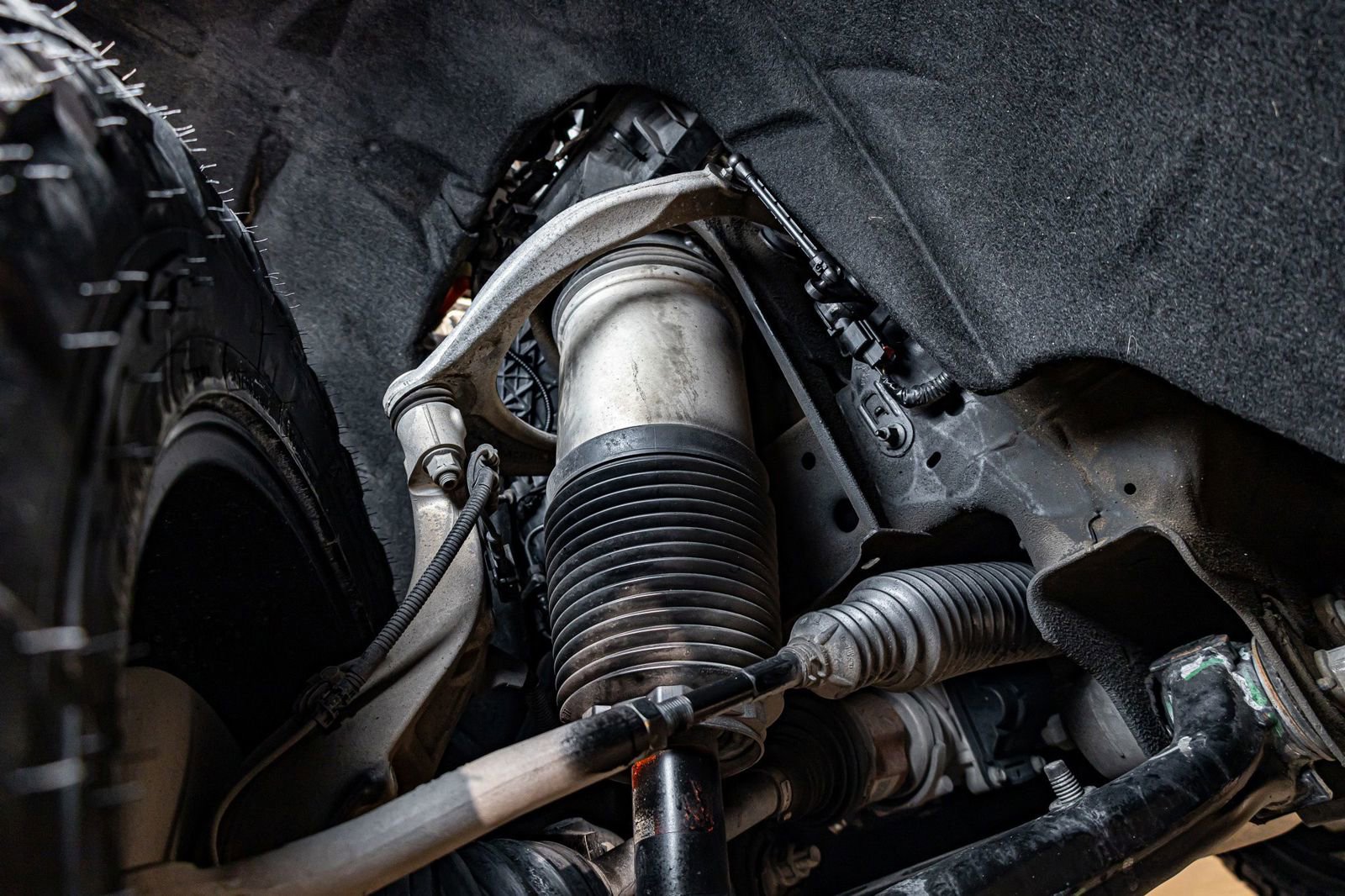 Used 2021 GMC Yukon XL Denali w/ Denali Ultimate Package image 13