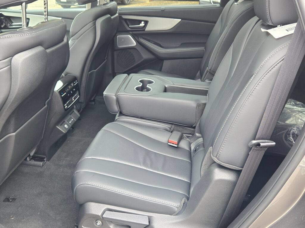 Used 2026 Acura MDX w/ Technology Package AWD/4WD image 26