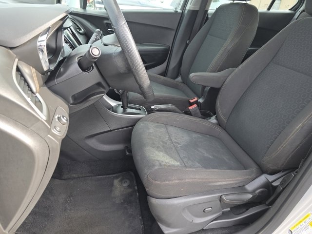 Used 2018 Chevrolet Trax LS image 14