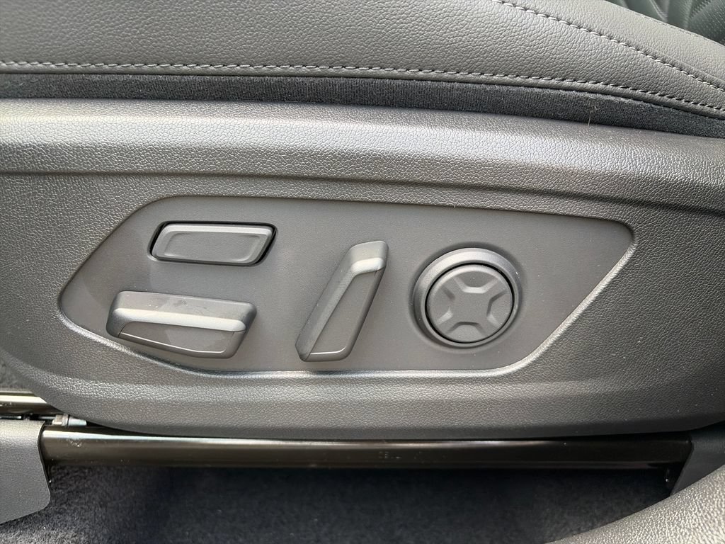 New 2026 Kia Sorento SX Prestige AWD/4WD image 16