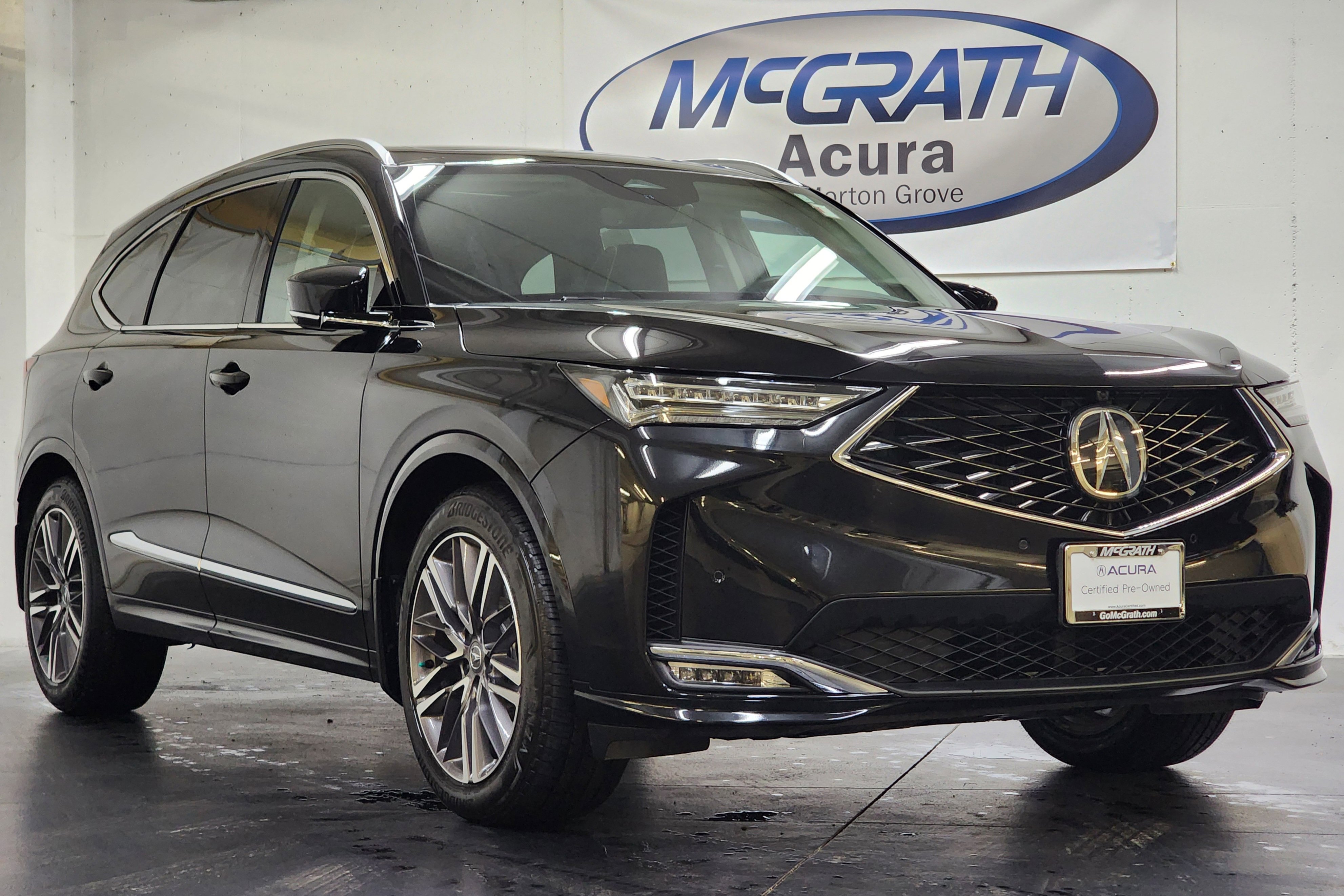 Certified 2026 Acura MDX SH-AWD w/ Advance Package image 2