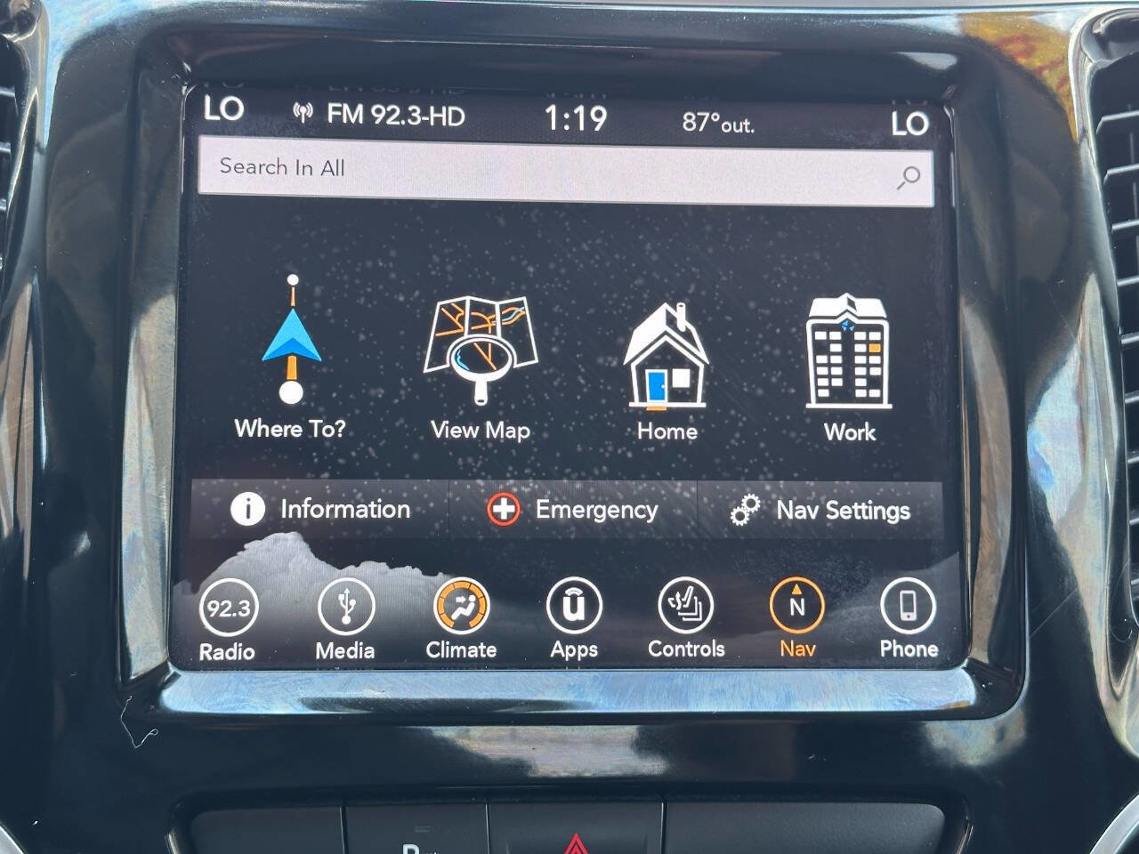 Used 2019 Jeep Cherokee Limited image 50