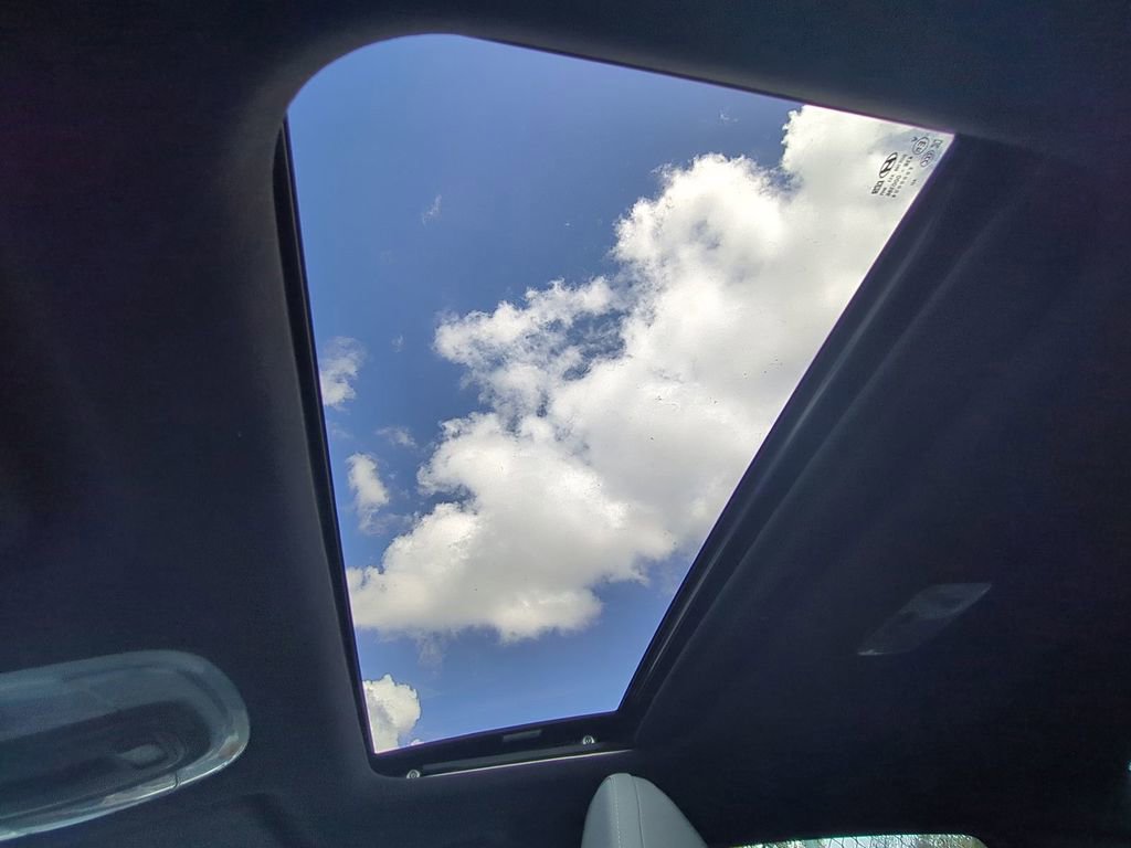 New 2026 Hyundai Elantra Limited image 22