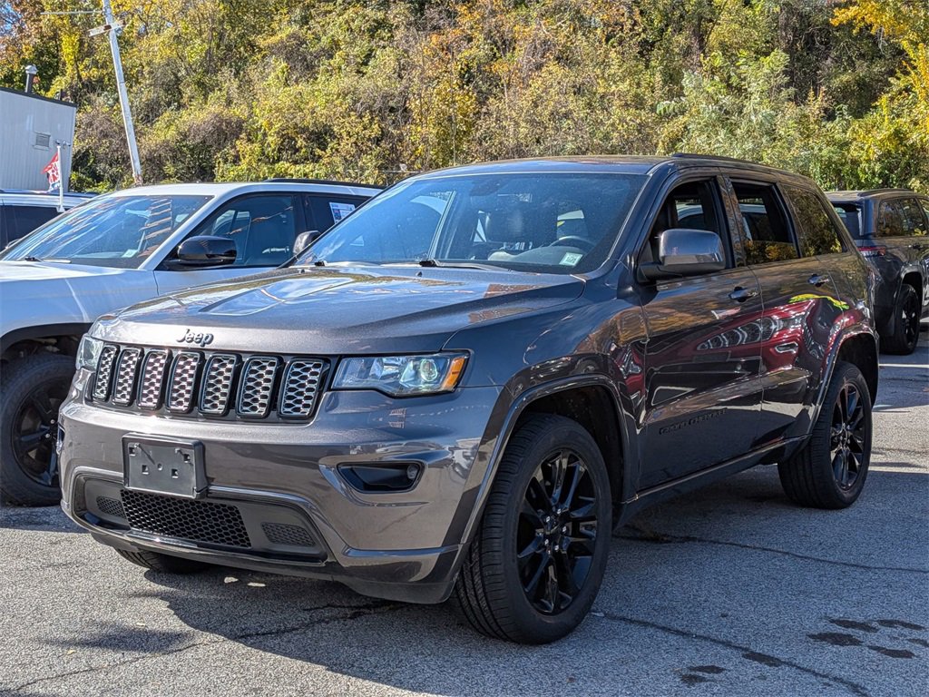 Used 2020 Jeep Grand Cherokee Altitude