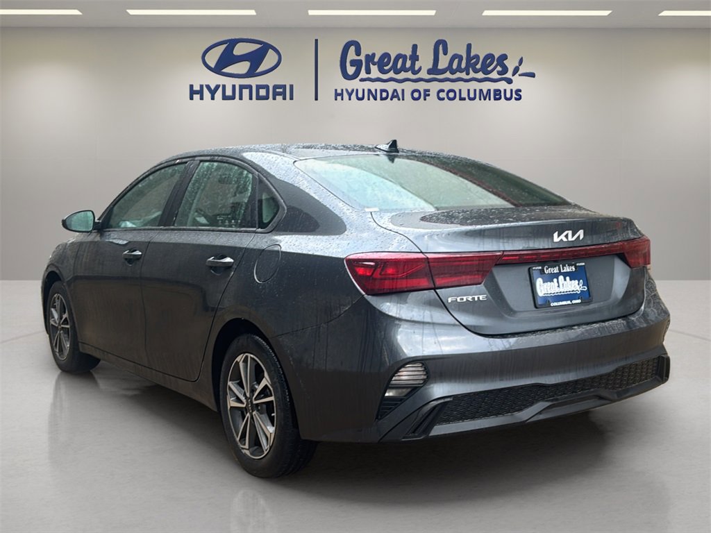 Used 2024 Kia Forte LXS image 3