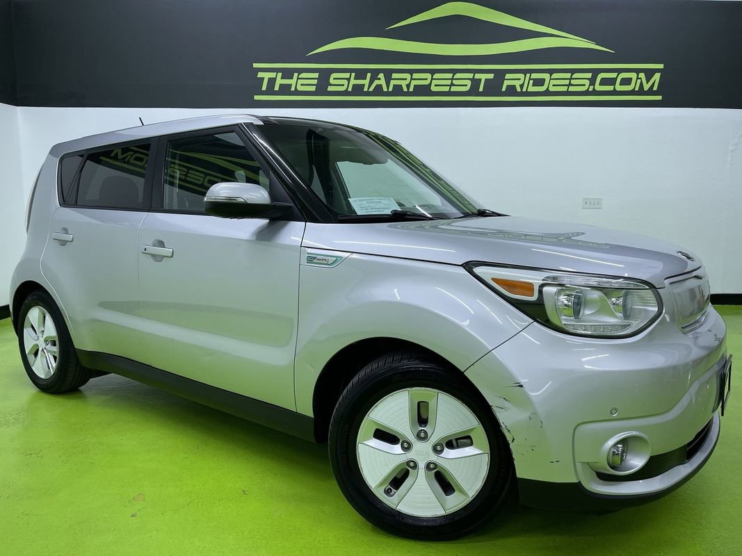 Used 2016 Kia Soul EV + w/ Sun & Fun Package