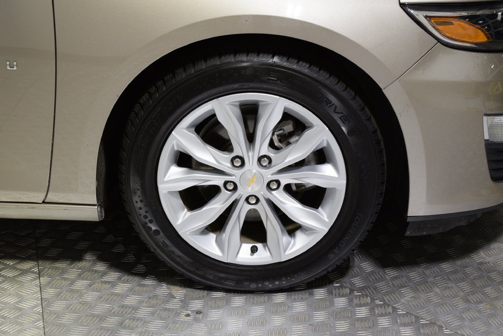 Used 2024 Chevrolet Malibu LT FWD image 39