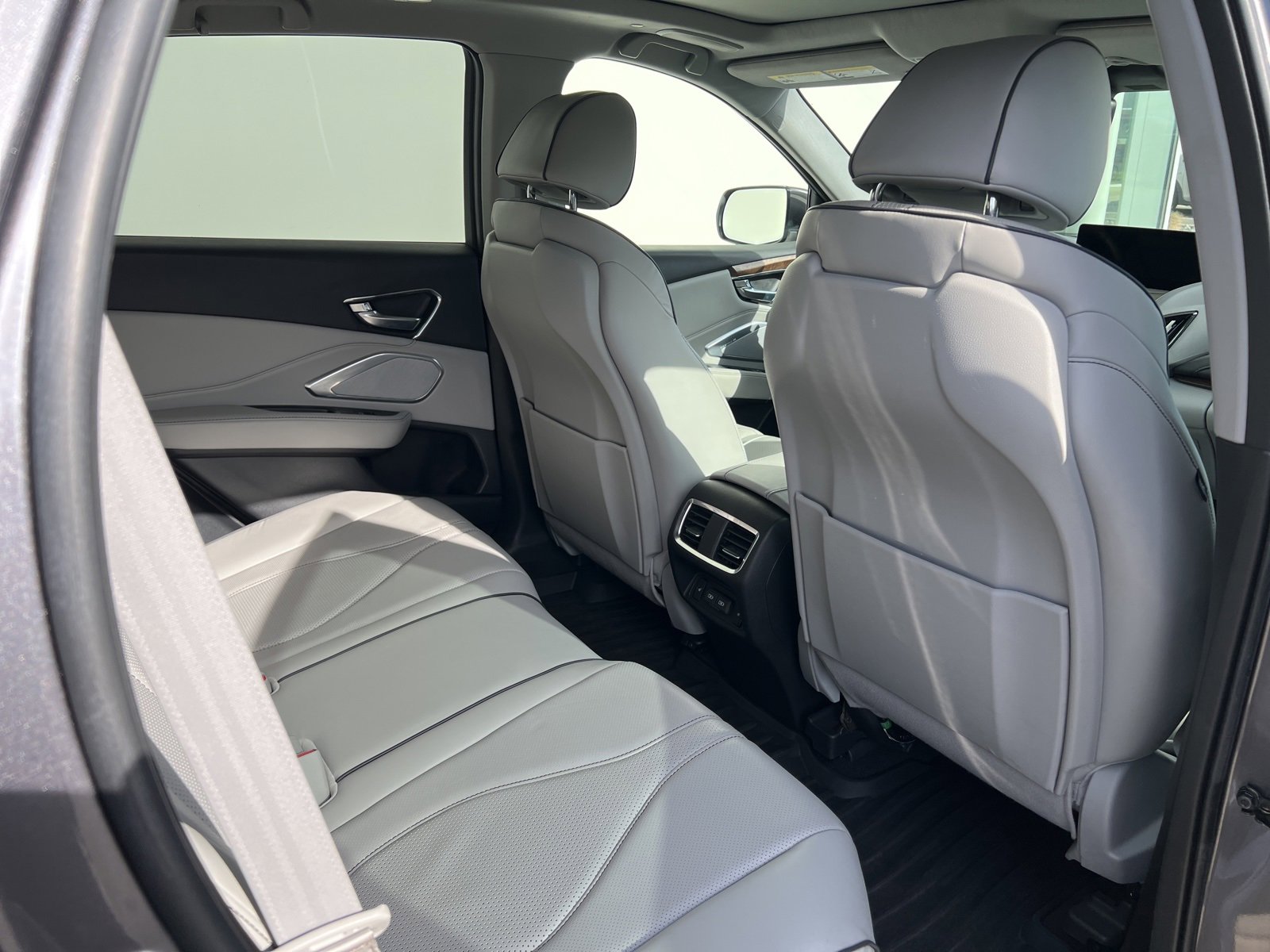 Used 2019 Acura RDX AWD w/ Advance Package image 16