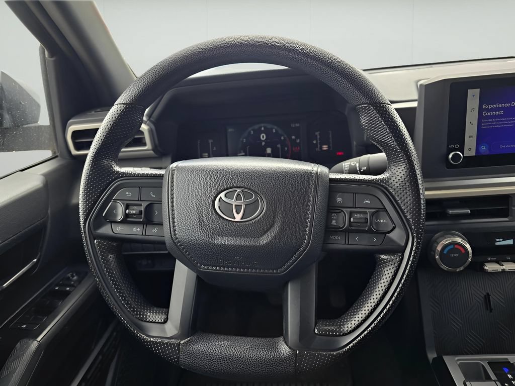 Used 2025 Toyota Tacoma SR5 AWD/4WD image 11