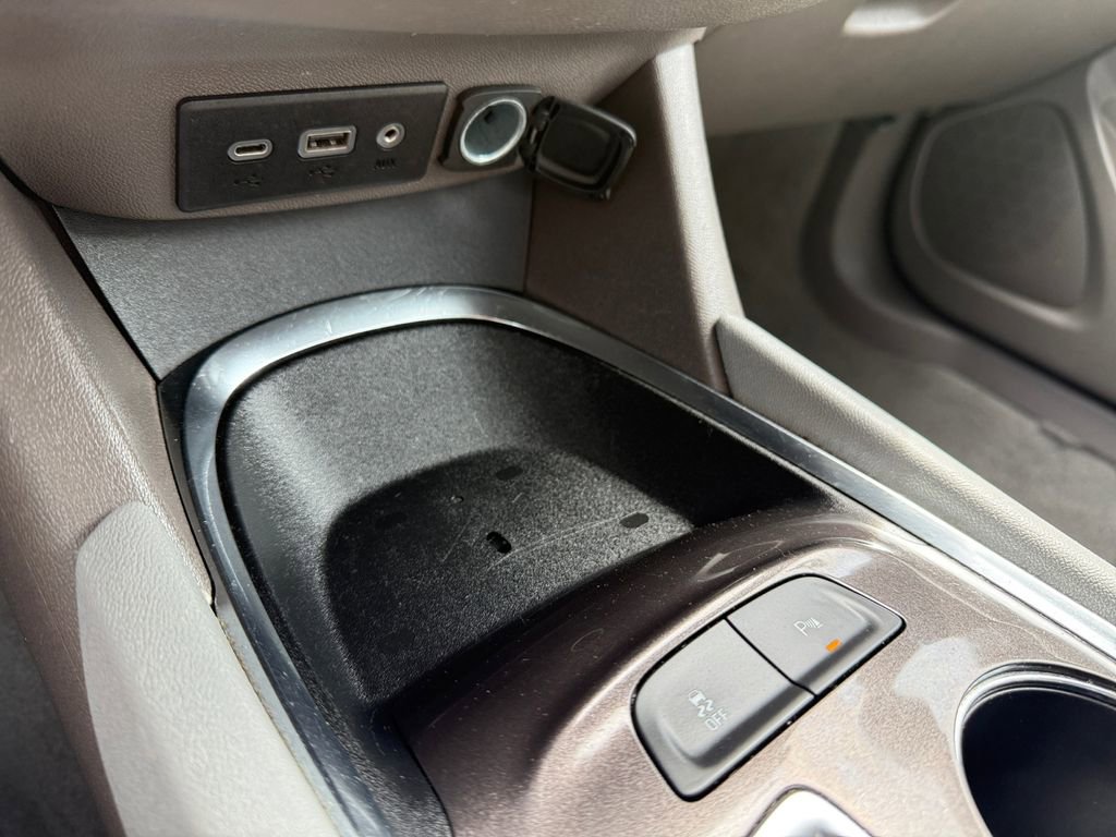 Used 2024 Chevrolet Malibu LT FWD image 36