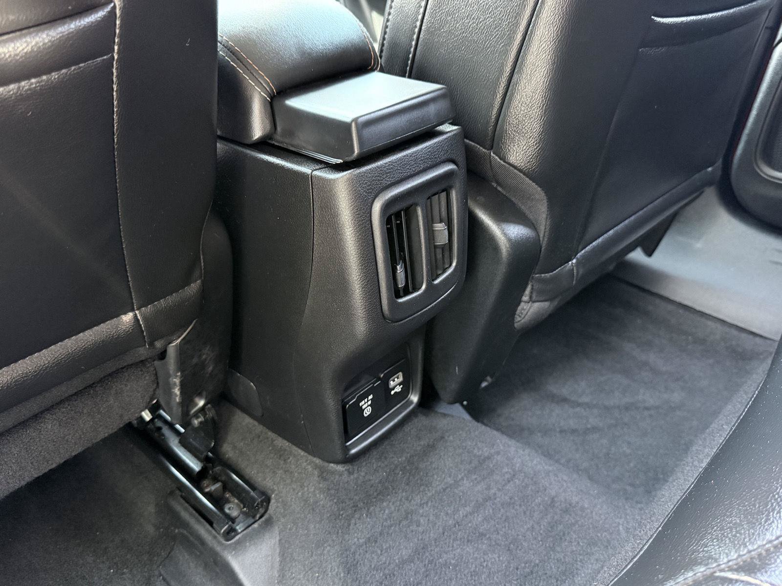 Used 2018 Jeep Compass Latitude w/ Popular Equipment Group AWD/4WD image 23