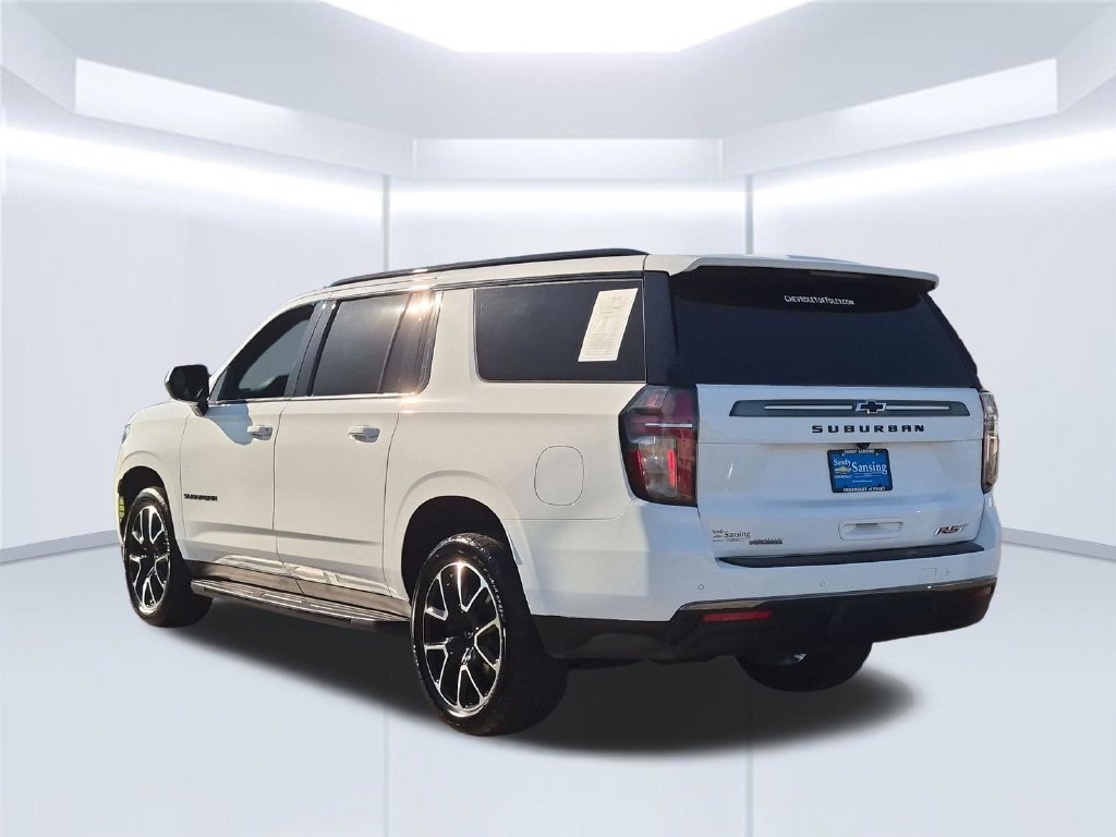 Used 2021 Chevrolet Suburban RST AWD/4WD image 3