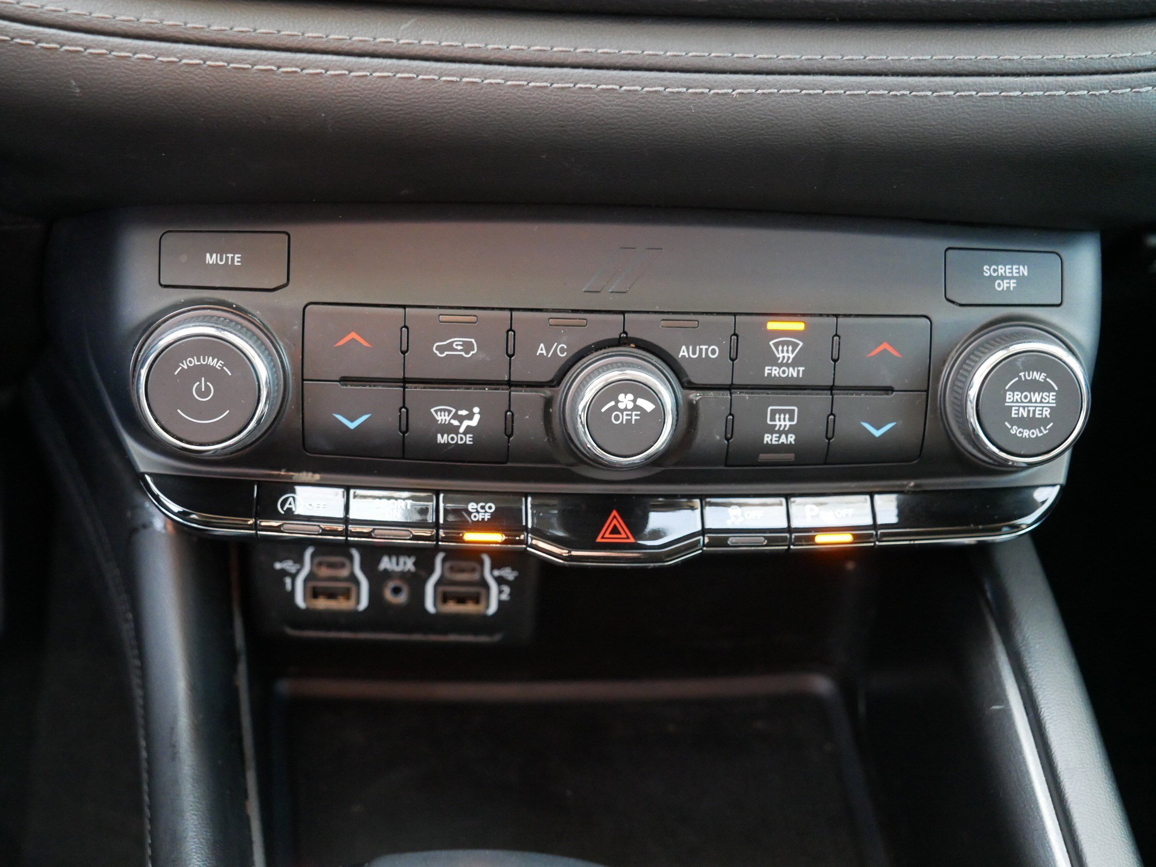 Certified 2022 Dodge Durango SXT image 23