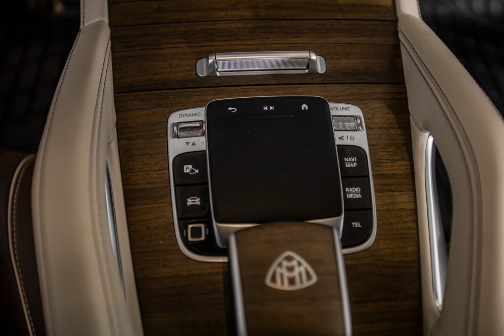 Used 2025 Mercedes-Benz Maybach GLS 600 4MATIC image 43